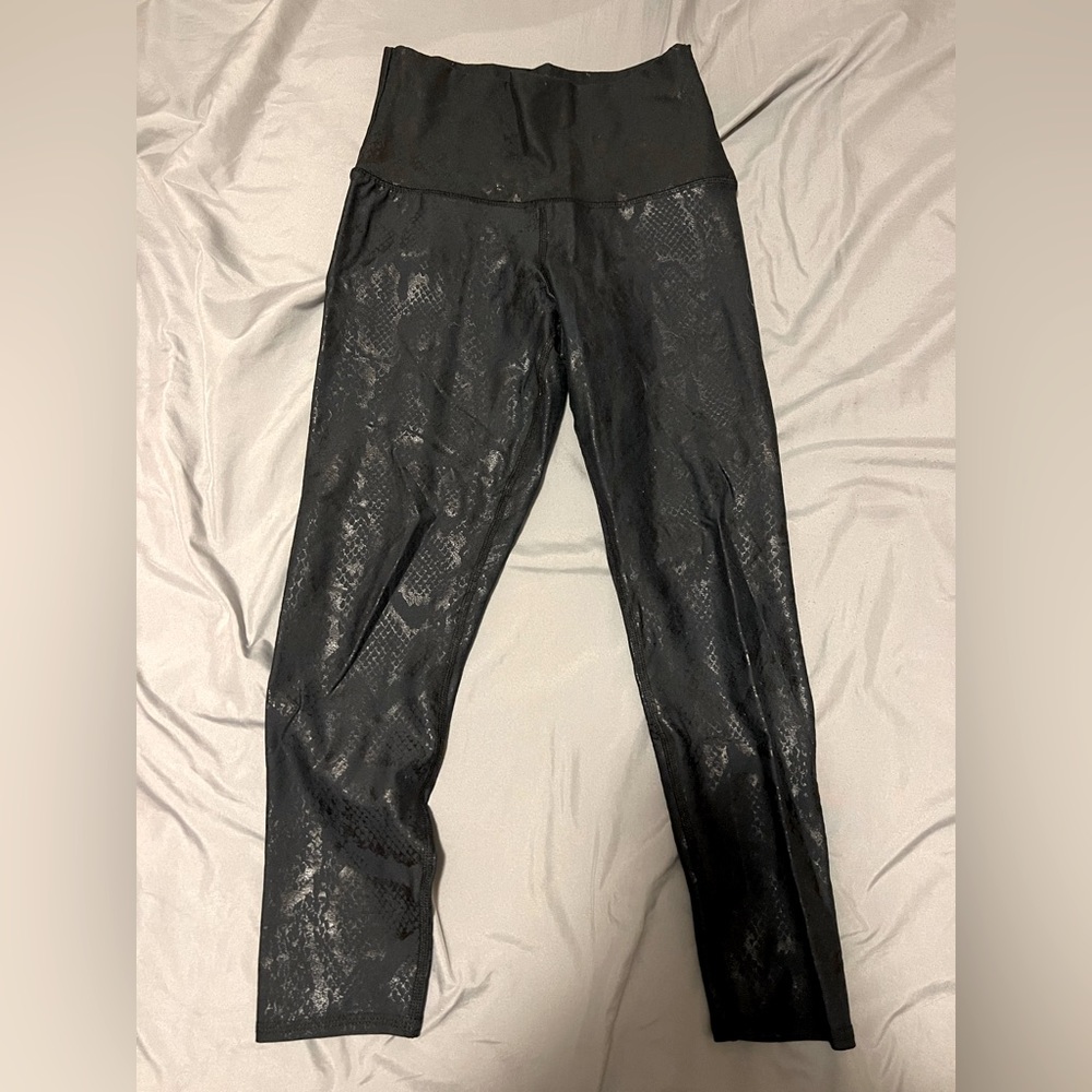 EVOLUTION AND CREATION - The Mia Legging